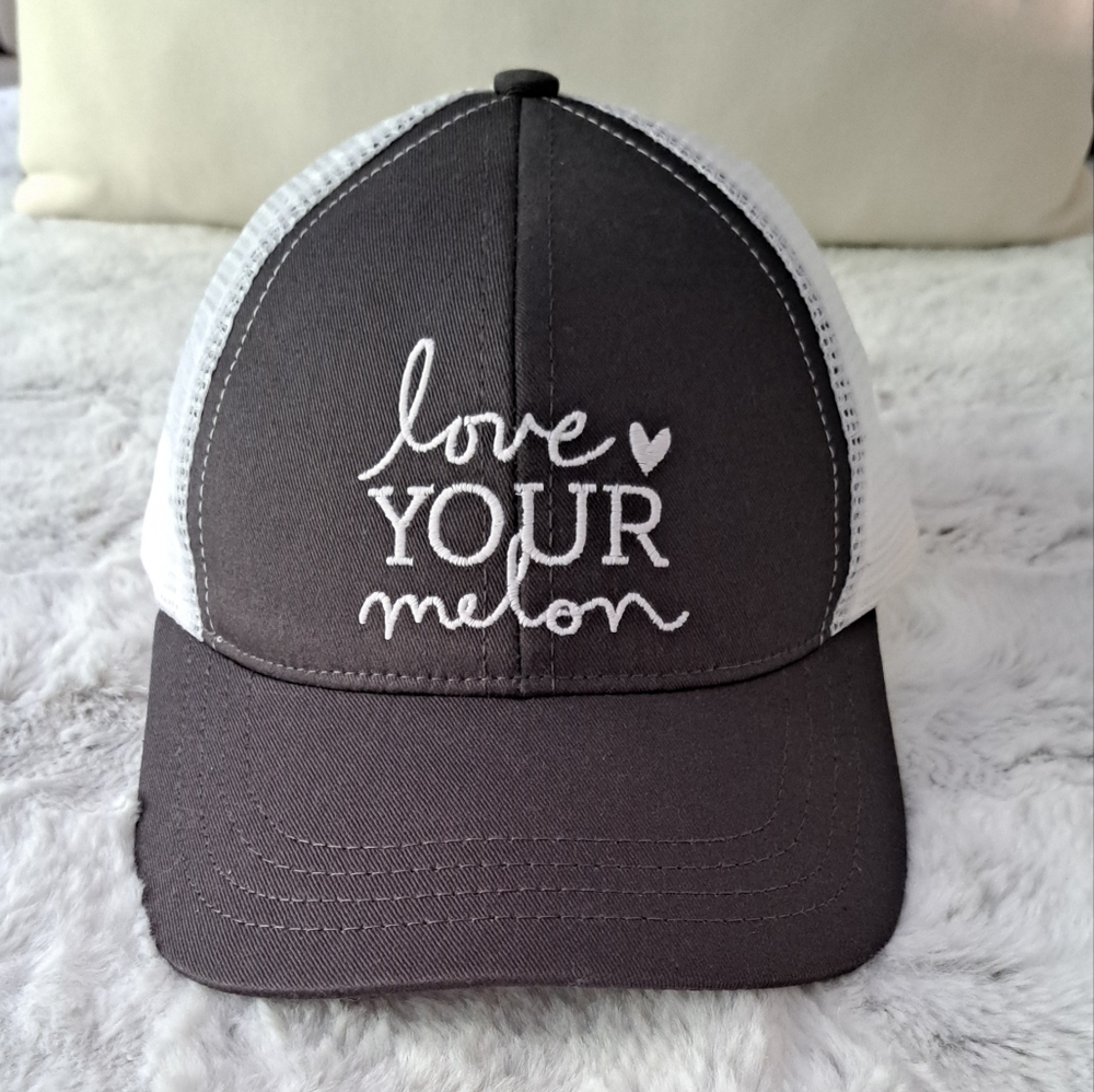 Love Your Melon women's snap back mesh gray white adjustable baseball cap.